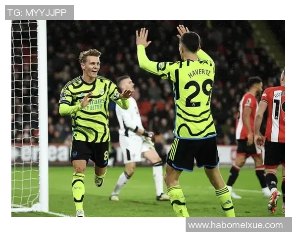 厄德高庆祝引争议：球迷盛怒，名宿力挺，队长袖标风波再起